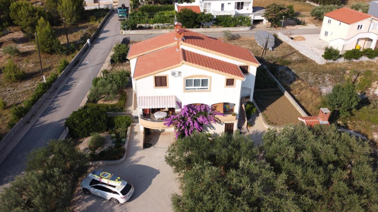 ורסי Apartment Mare מראה חיצוני תמונה